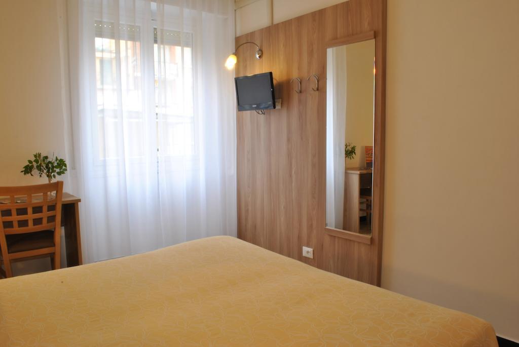 Hotel Bristol Laigueglia Szoba fotó