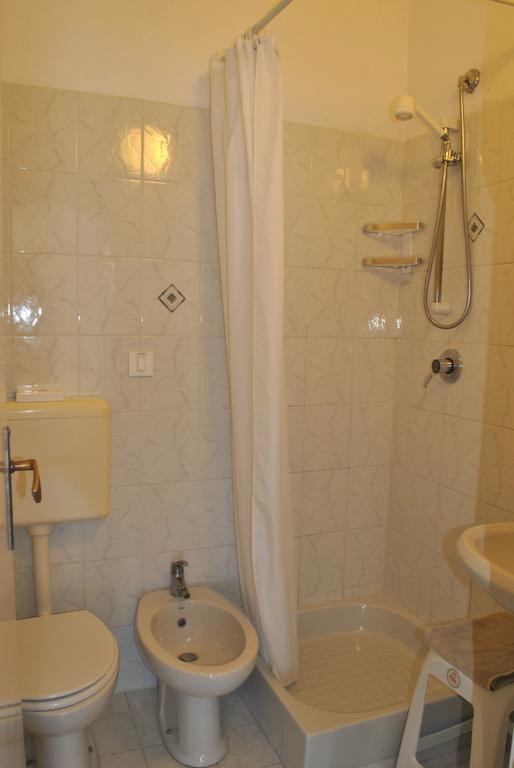 Hotel Bristol Laigueglia Szoba fotó