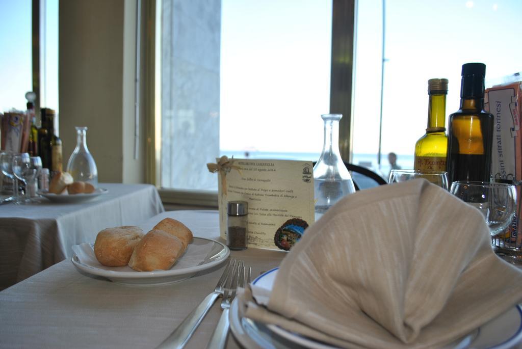 Hotel Bristol Laigueglia Kültér fotó