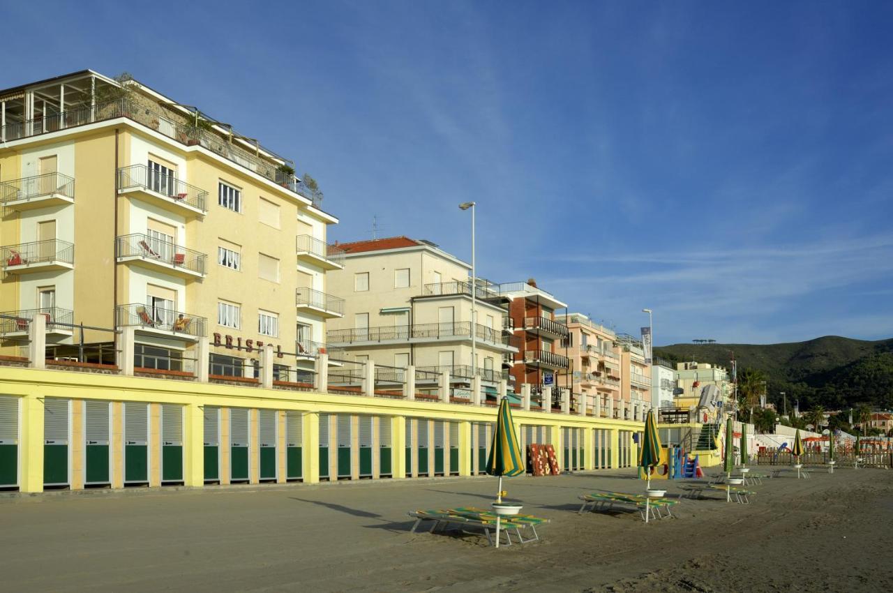 Hotel Bristol Laigueglia Kültér fotó